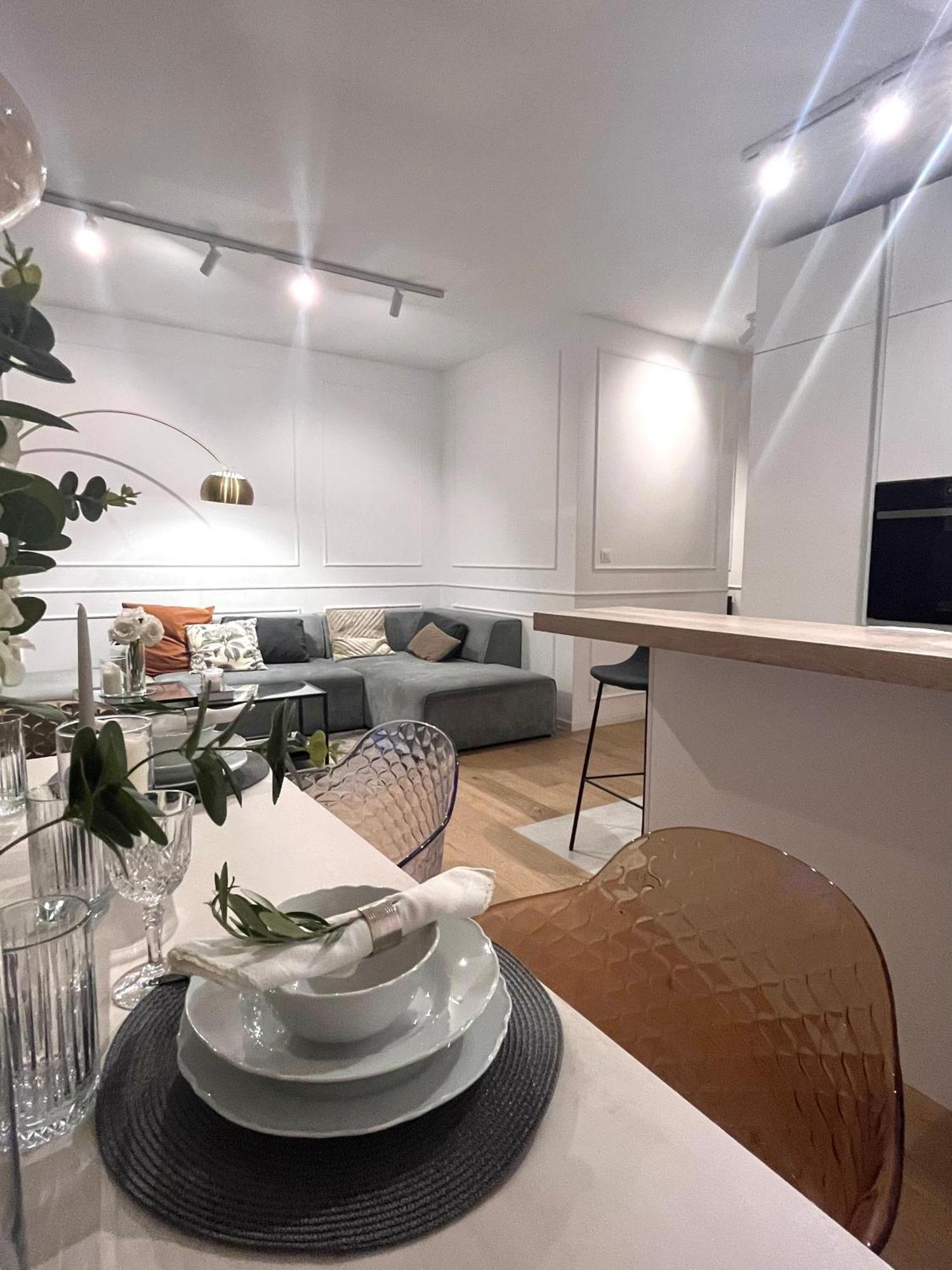 Luxury Apartment Rinos - Free Garage Parking Сплит Екстериор снимка