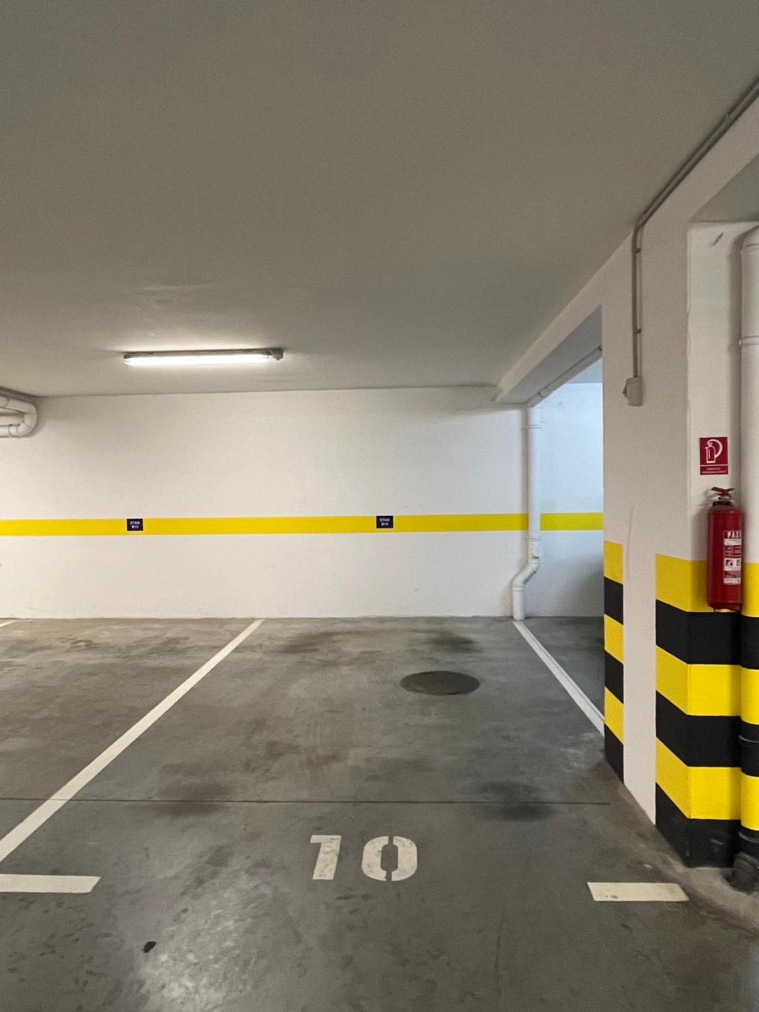 Luxury Apartment Rinos - Free Garage Parking Сплит Екстериор снимка